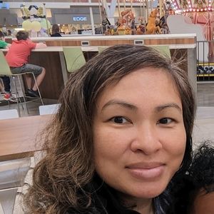 Meet your Posher, Lori